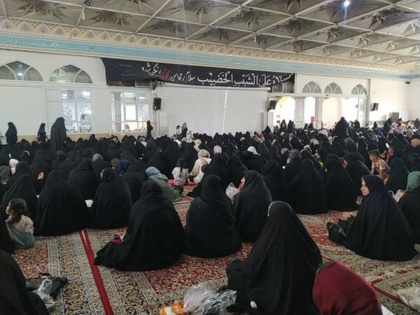 نوای عرفه در جوار امامزاده سید حمزه