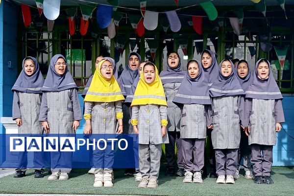 از کلاس درس تا شکوه انقلاب؛ شور دانش آموزی،  شور فجر