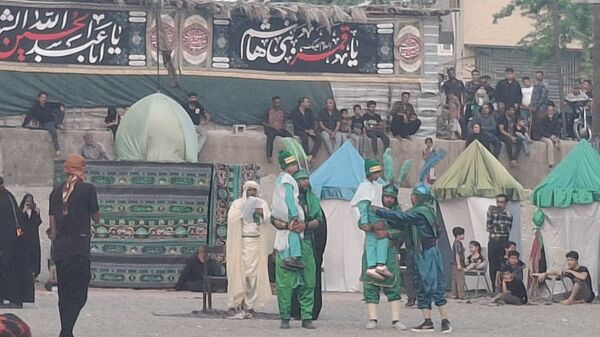 آیین سنتی تعزیه‌‌‌خوانی روز عاشورا در میناب 