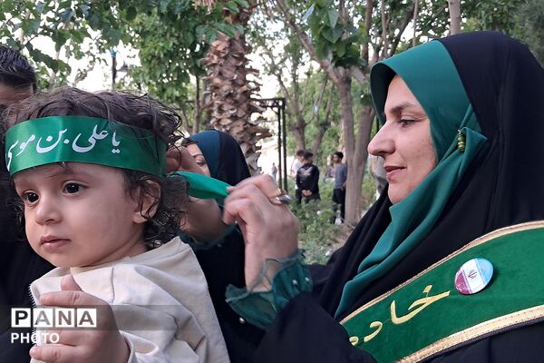 برگزاری مراسم دهه کرامت در بهارستان