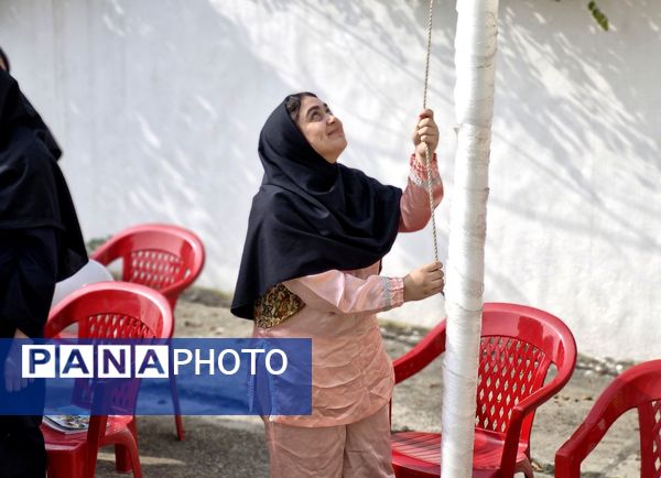 المپیاد ورزشی درون مدرسه‌ای در دبیرستان شاهد گلوگاه 