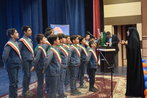 چهل و سومین جشنواره فرهنگی هنری فردا آغاز شد