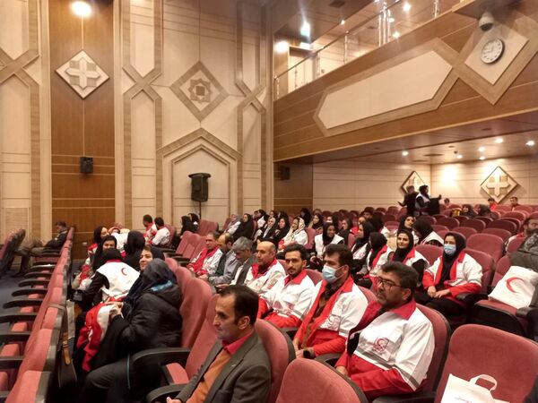 تجلیل از خیرین، پیشکسوتان و داوطلبان فعال جمعیت هلال احمر شهرستان جاجرم 