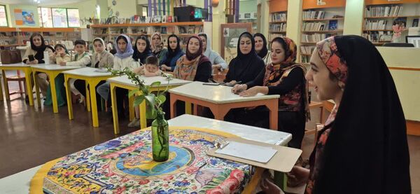 دورهمی‌ شاهنامه خوانان کوچک و بزرگ در کانون فرهنگی هنری شماره یک کرج 