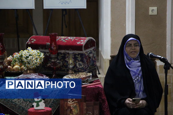 شب یلدا شاعرانه در خانه شعر و ادب شهرداری یزد