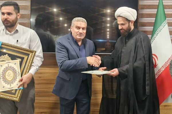 آیین تکریم و معارفه کارشناس جدید حراست آموزش و پرورش کهریزک