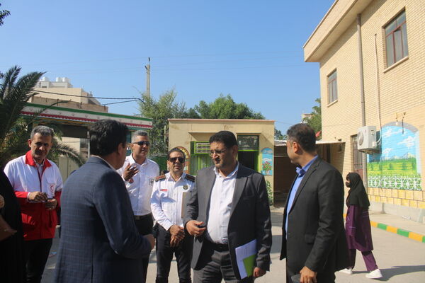 بازدید اعضاء ستاد مانور زلزله استان بوشهر از مدارس