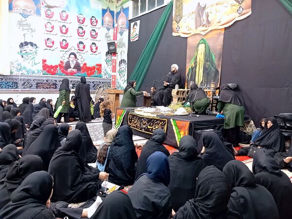سومین شب عزاداری سیدالشهدا (ع) در فرح‌آباد کاشمر