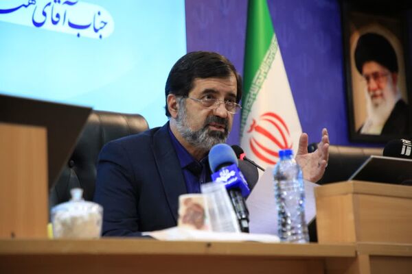 نشست صمیمی مدیران رسانه با استاندار قم