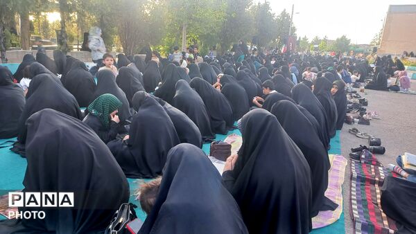 مراسم دعای عرفه در ماهان