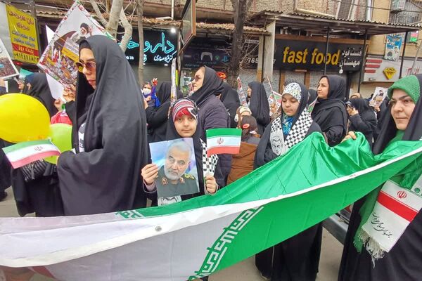 ۲۲بهمن تجلی شور، هیجان، ایستادگی و وطن دوستی در رودهن