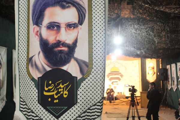 روایتگری طلاب جوان در یادواره شهدای مدرسه حقانی قم