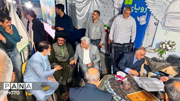 حضور فرماندار مشهد در جشن عید غدیر در میدان دانشجو