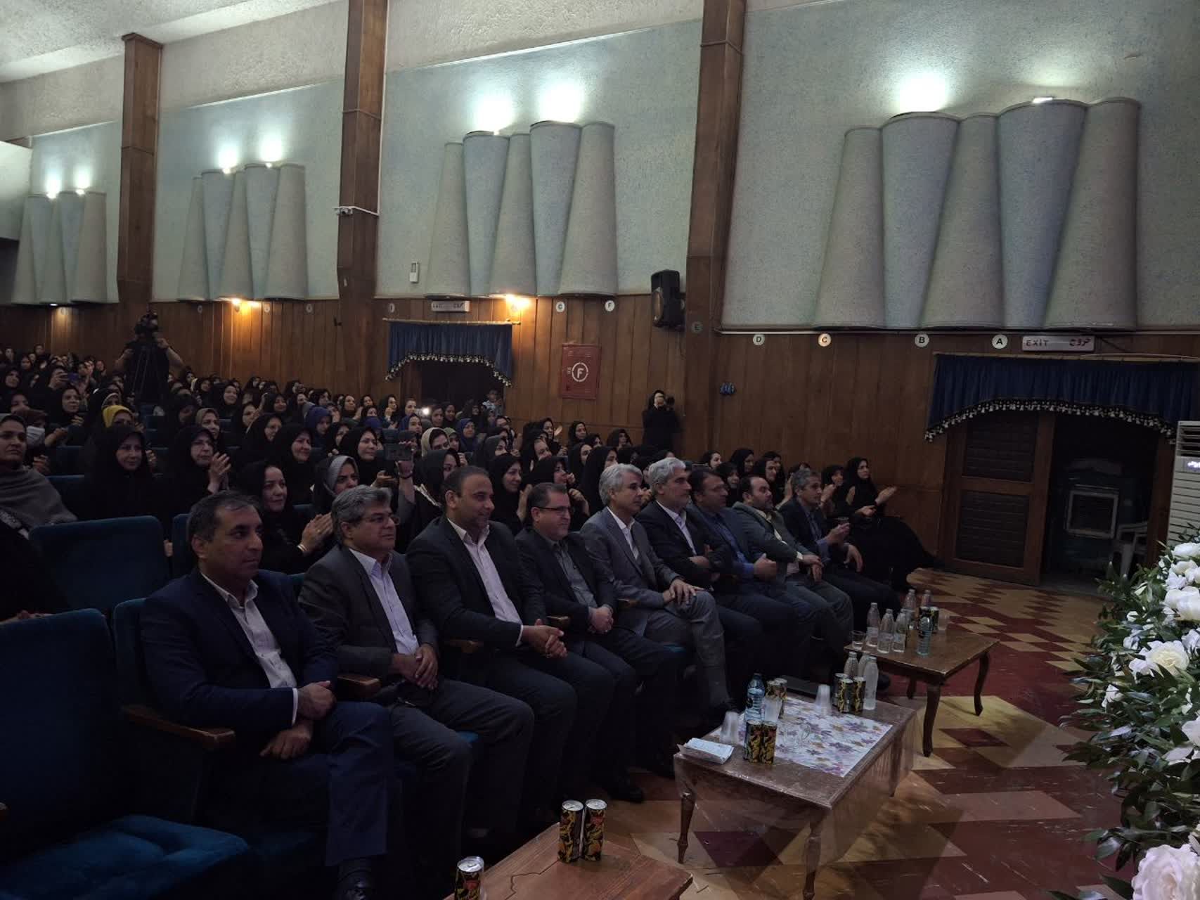 برگزاری ویژه برنامه نکوداشت مقام معلم در شهرستان کاشمر 