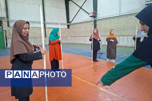 کارگاه آموزشی مربیان پیشتاز سازمان دانش‌آموزی در اردوگاه شهید منتظری شهریار 