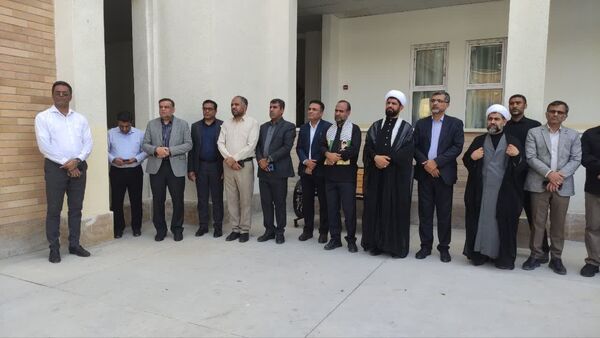 گرامیداشت شهید سید حسن نصرالله در دبیرستان ابن سینا بندرعباس