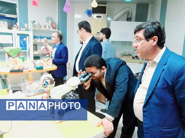  بازدید معاون وزیر و رئیس مرکز روابط‌ عمومی وزارت آموزش و پرورش از پژوهش‌سرای شهید خوشبخت بوشهر
