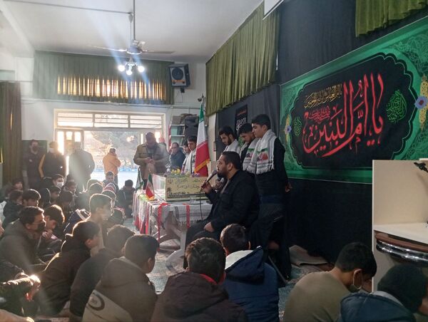 استقبال از شهید گمنام  در دبیرستان شاهد امام ابوذرغفاری 