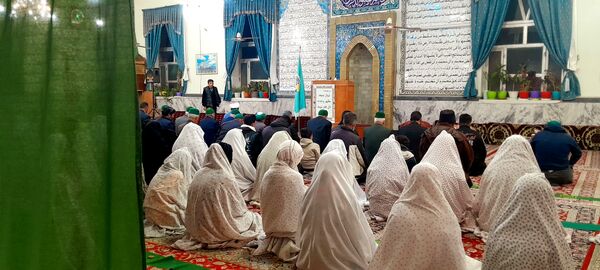 اعتکاف غوطه ور شدن در دریای روشن امید