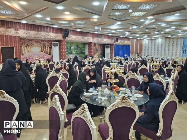  مدیران ابتدایی و مسئولان منطقه ۴ به استقبال سال تحصیلی رفتند