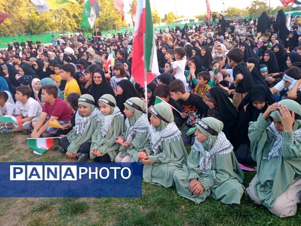 اجتماع بزرگ کودک و نوجوانان در پارک ملت مشهد مقدس
