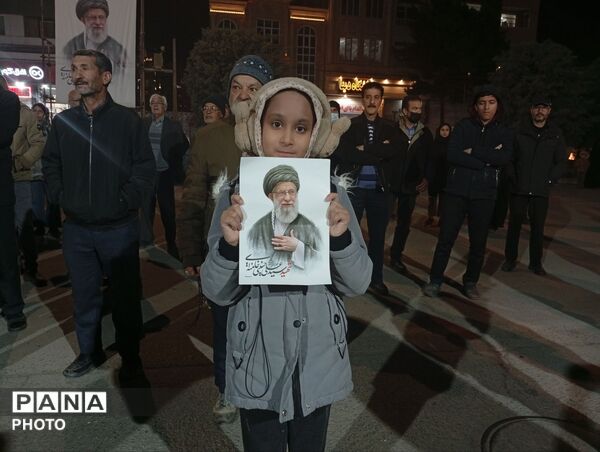 حضور گسترده و پرشور مردم انقلابی نیشابور در مراسم شهادت رهبر شهید 