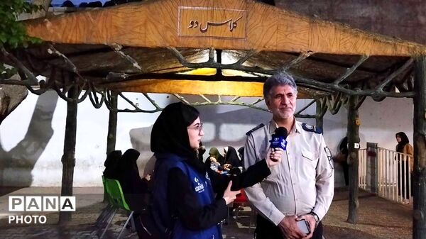 پاتوق فرهنگی دختران نوجوان مبارز