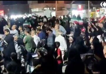 شادی و حماسه در رگ  فیروز آباد جوشید