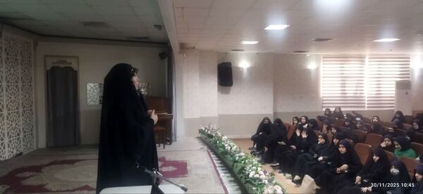  کارگاه توجیهی مسابقات قرآن، عترت و نماز ویژه برترین های دختر مدارس ناحیه 4