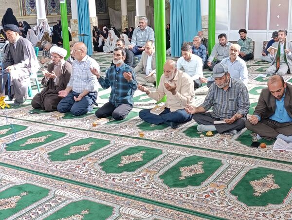 مراسم قرائت دعای ندبه در شهر سفیددشت 