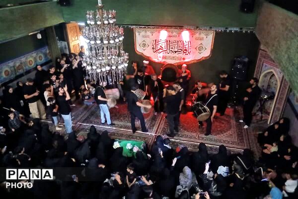 لالایی عشق در سوگ کوچک‌ترین شهید کربلا