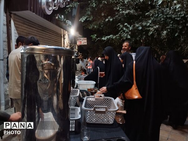 چایخانه حوزه علمیه گلشن؛ جلوه‌ای از خدمت و ارادت در آغاز امامت امام عصر ( عج )
