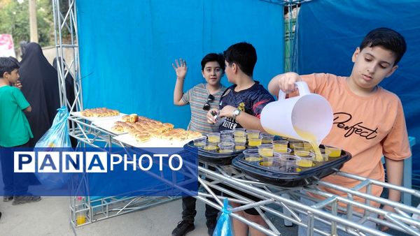 برگزاری جشن میلاد پیامبر (ص) و امام جعفر صادق (ع) در کرج