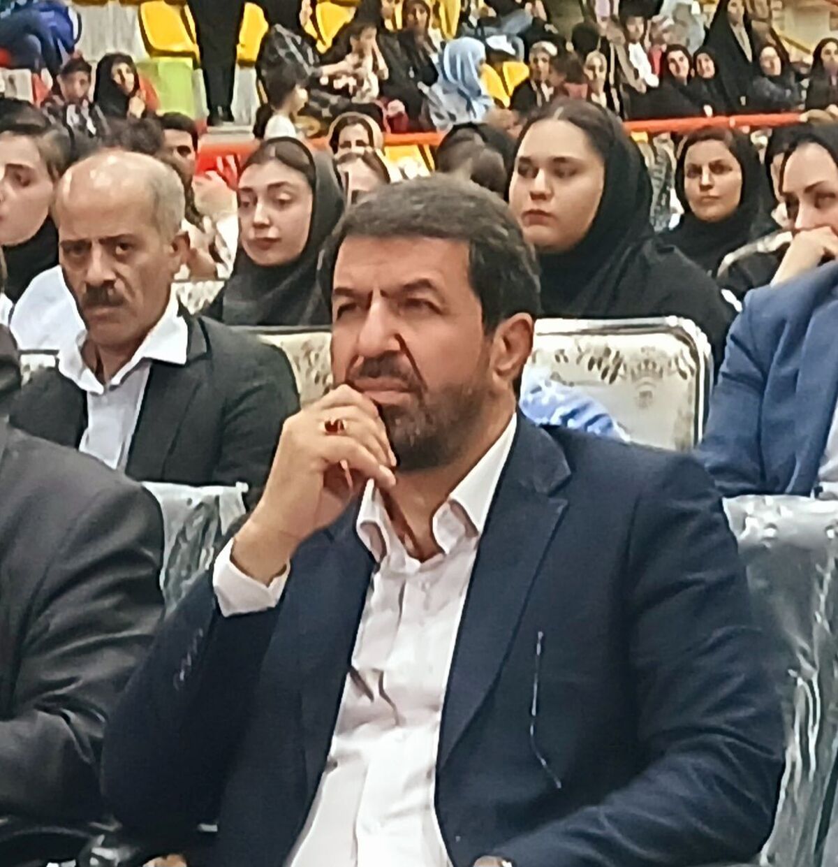 کارگران این کشور مانند کسانی هستند که در راه خدا می‌جنگند