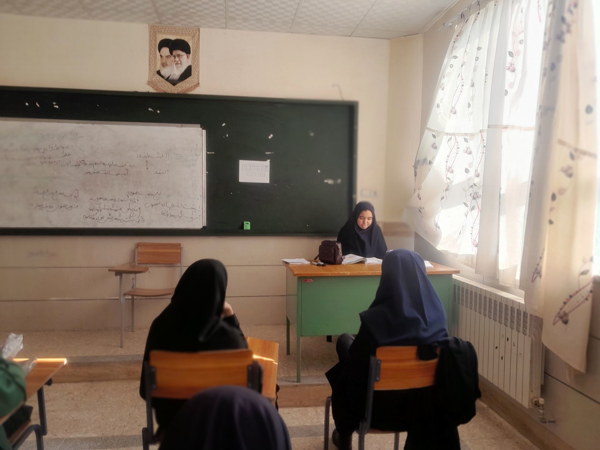 طرح مدام در مدرسه اسما بنت عمیس