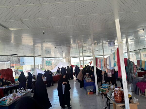 بازارچه نوروزی در شهرستان زاوه