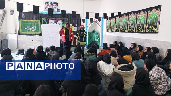 برگزاری اردوی علمی آمادگی دفاعی دبیرستان فاطمه الزهرا آشخانه 