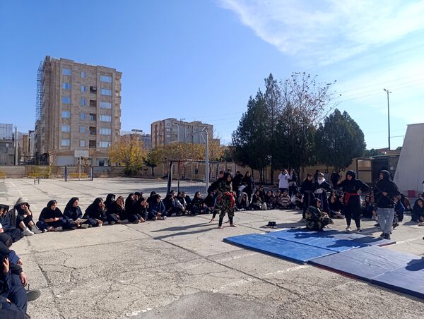 المپیاد ورزشی در هنرستان فاطمیه