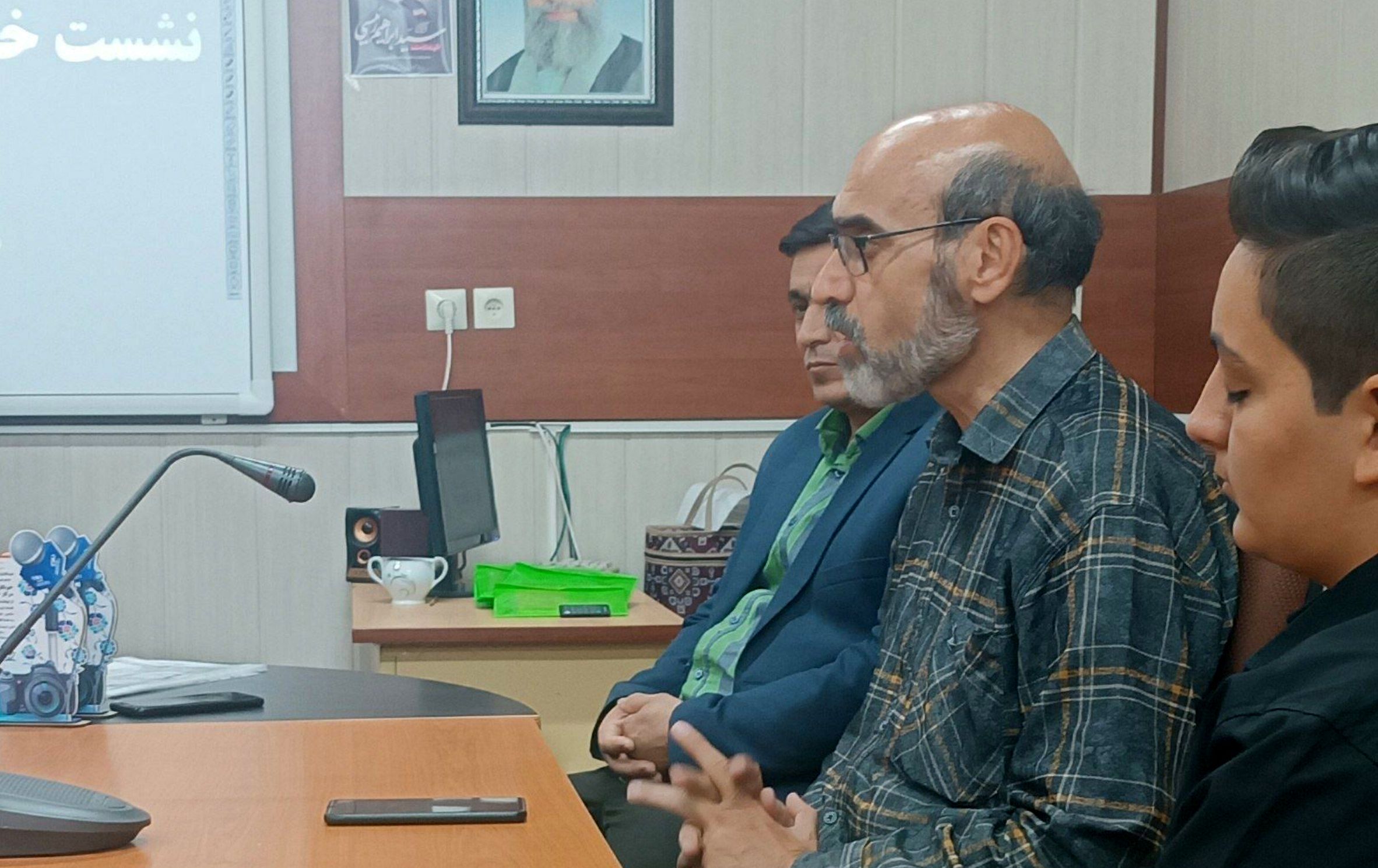 دانش‌آموزخبرنگاران باید فعالیت‌های گروهی خود را تقویت کنند