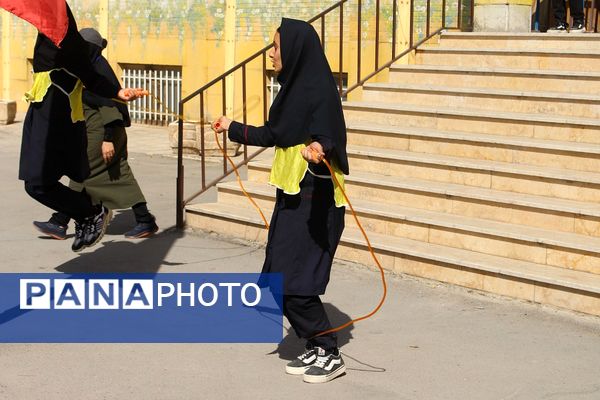 المپیاد ورزشی درون مدرسه‌ای دبیرستان نرجس باقرشهر 