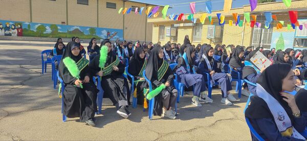 زنگ آغاز سال تحصیلی در سروستان نواخته شد