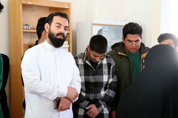 بازدید مدیر آموزش‌وپرورش شهرستان ابرکوه ازاعتکاف دانش آموزان