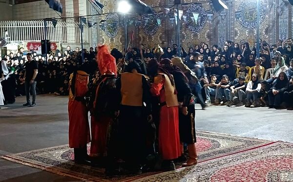 تعزیه‌خوانی در مسجد الهادی اهواز