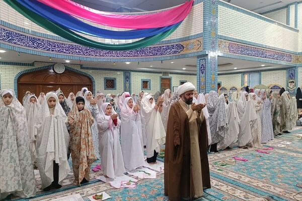 دیدار امام جمعه باقرشهر و کهریزک با معتکفین
