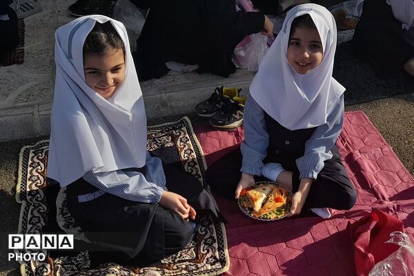 یک روز پر از رنگ وشادی و حال خوب 