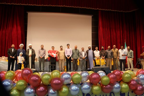 جشن نه سالگی خانواده بزرگ سرود  اسوه در ملارد 