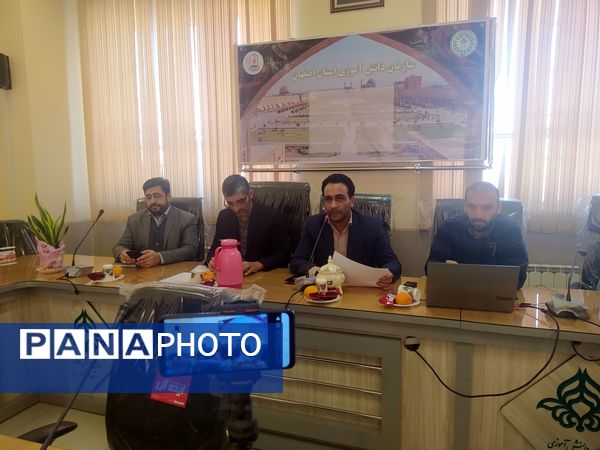 مراسم قرعه‌کشی حج عمره مفرده دانش‌آموزی استان اصفهان