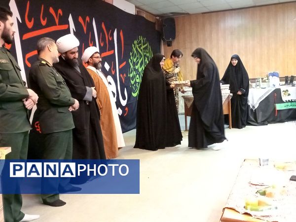 تقدیر از بسیجیان نمونه به‌مناسبت هفته بسیج 