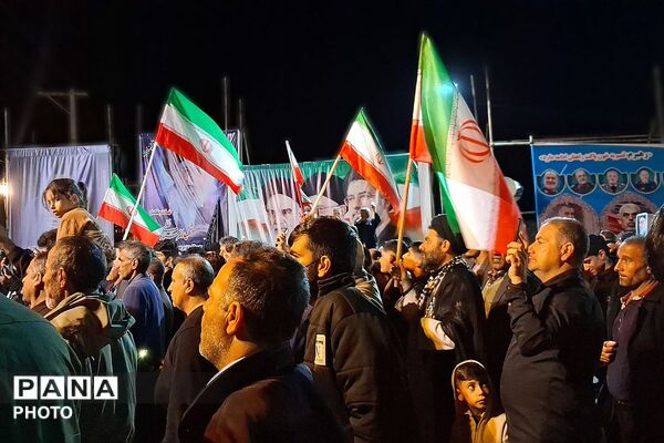 مردم باشت تا زمان پیروزی نهایی در خیابان‌ها میدان‌داری می‌کنند