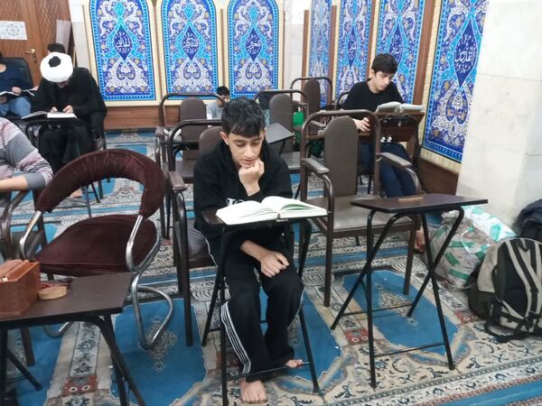 حضور پر شور دانش‌آموزان تهرانی در مراسم معنوی اعتکاف